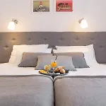 Pax Hotel