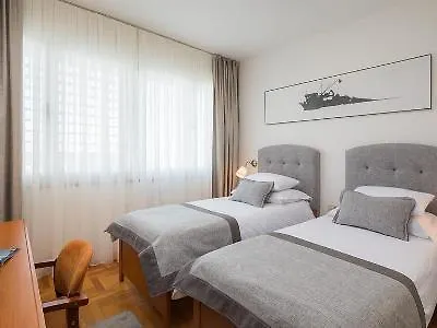 Pax Hotel 3*