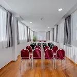 Pax Hotel